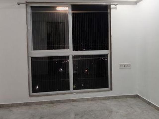 Rental | 1 BHK + 352 Sq.Ft. Apartment in Shraddha Vardaan Plaza