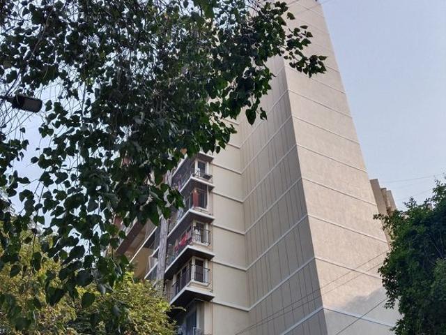Rental | 1 BHK 370 Sq.Ft. Apartment in Hum Durga