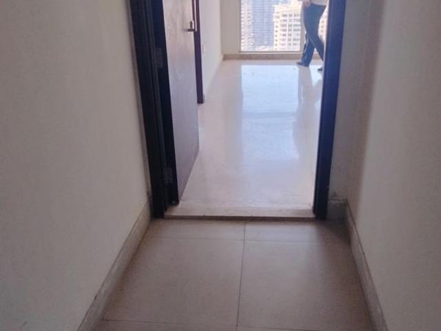 Rental | 1 BHK + 406 Sq.Ft. Apartment in Lalani Grandeur