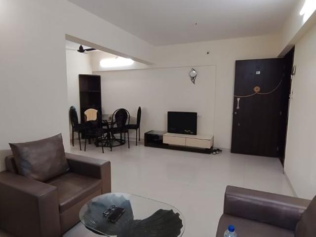 Rental | 1 BHK + 400 Sq.Ft. Apartment in Vegas Plaza