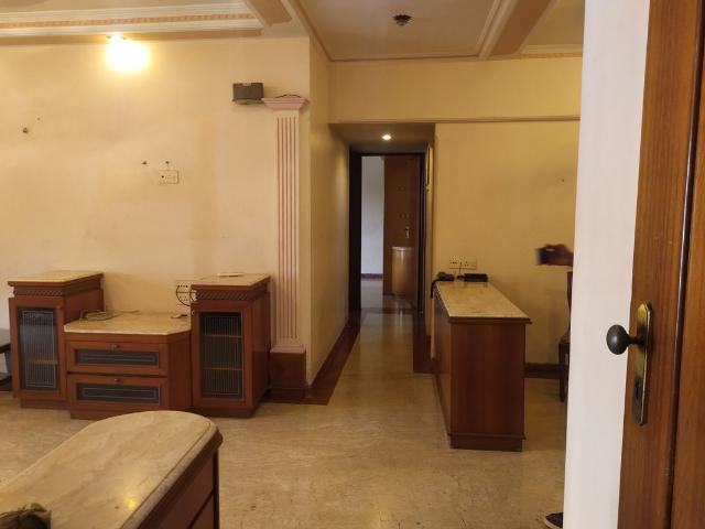 Rental | 1 BHK 400 Sq.Ft. Apartment in Andheri West