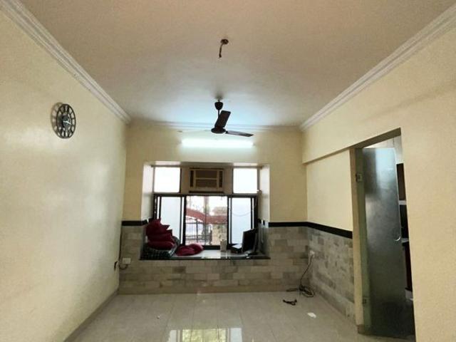 Rental | 1 BHK 400 Sq.Ft. Apartment in Green Hills