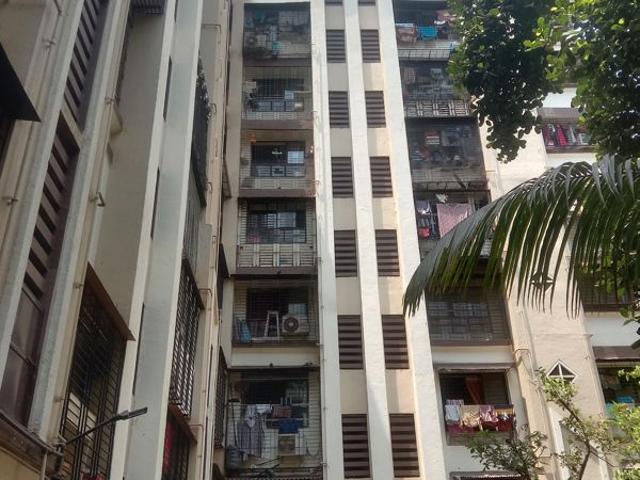 Rental | 1 BHK 400 Sq.Ft. Apartment in Hastagiri CHS Kandivali East
