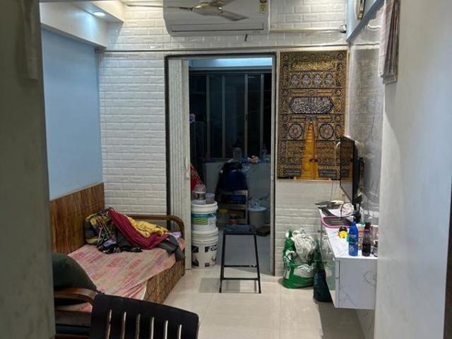 Rental | 1 BHK + 400 Sq.Ft. Apartment in Omkar Vive