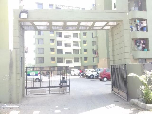Rental | 1 BHK 400 Sq.Ft. Apartment in RNA NG Regency Phase I