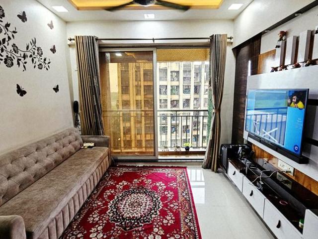Rental | 1 BHK 400 Sq.Ft. Apartment in Runwal Gardens
