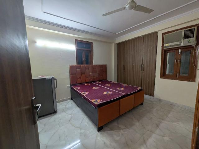 Rental | 1 BHK 400 Sq.Ft. Apartment in Saket