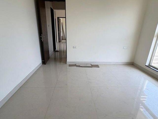 Rental | 1 BHK + 400 Sq.Ft. Apartment in Sheth Avante