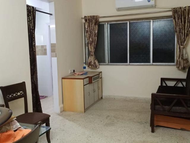 Rental | 1 BHK 425 Sq.Ft. Apartment in Ram Jarokha CHS