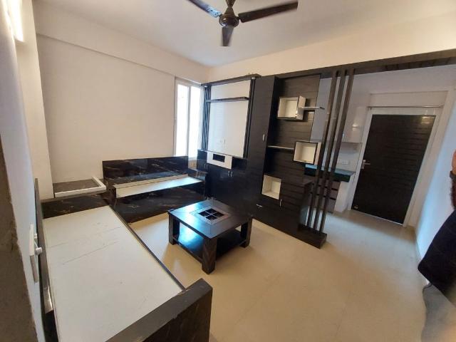 Rental | 1 BHK 432 Sq.Ft. Apartment in Shree Vardhman Green Court
