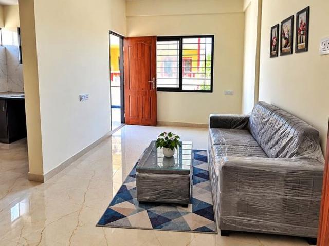 Rental | 1 BHK + 450 Sq.Ft. Apartment in Adarsh Nagar