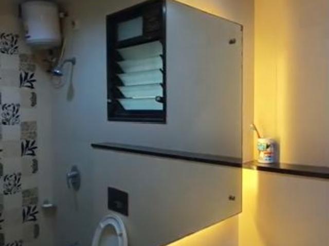 Rental | 1 BHK + 450 Sq.Ft. Apartment in Andheri CHS