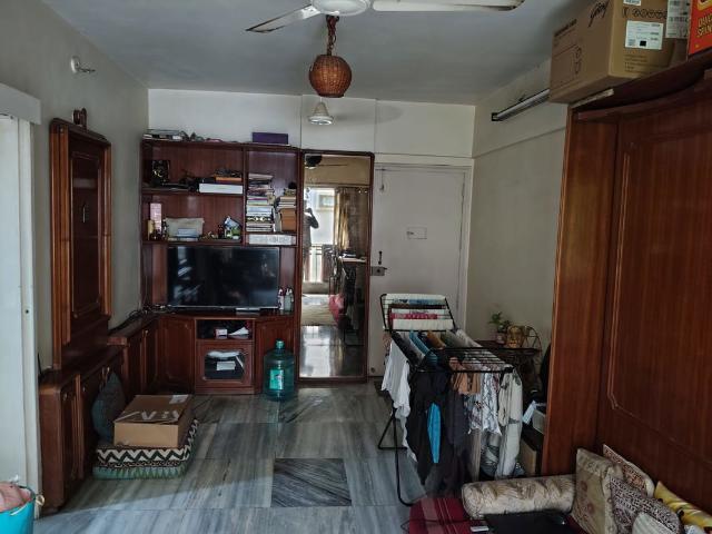 Rental | 1 BHK 450 Sq.Ft. Apartment in Ashoka Tower Andheri