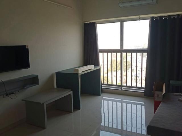 Rental | 1 BHK 450 Sq.Ft. Apartment in Bramhacorp Smart