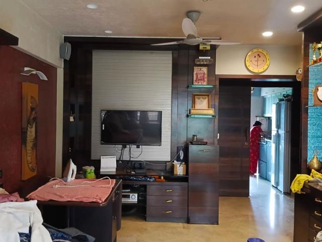 Rental | 1 BHK + 450 Sq.Ft. Apartment in Chembur