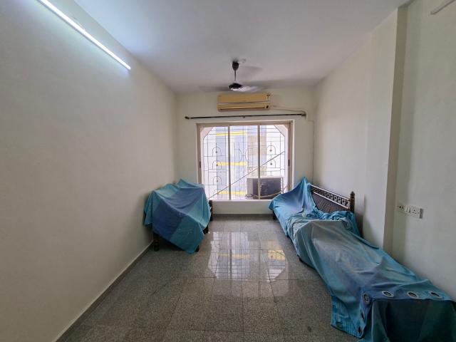 Rental | 1 BHK 450 Sq.Ft. Apartment in Dahisar West