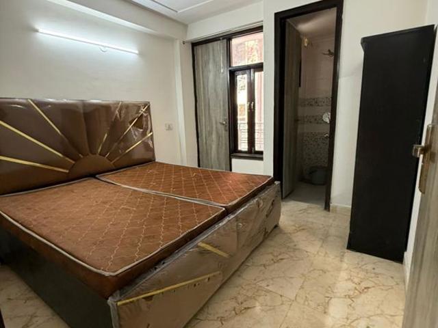 Rental | 1 BHK 450 Sq.Ft. Apartment in Freedom Fighters Enclave