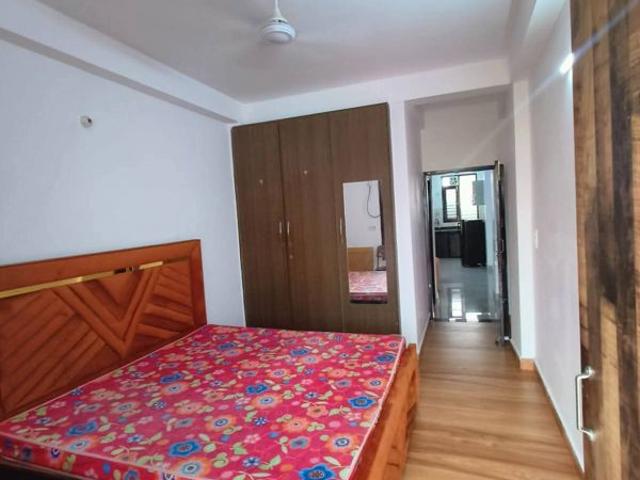 Rental | 1 BHK 450 Sq.Ft. Apartment in Freedom Fighters Enclave