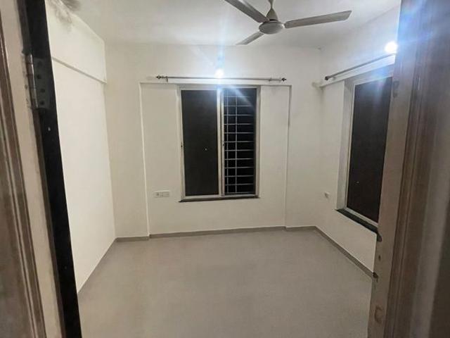 Rental | 1 BHK 450 Sq.Ft. Apartment in Goel Ganga Cypress