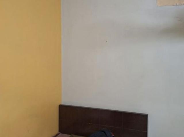 Rental | 1 BHK 450 Sq.Ft. Apartment in Gokuldham Complex