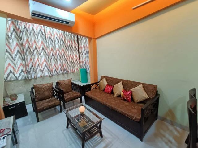 Rental | 1 BHK 450 Sq.Ft. Apartment in Mahaveer Tower