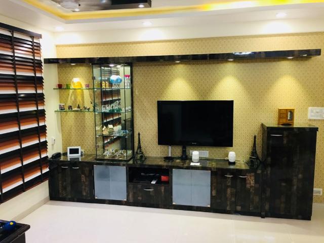Rental | 1 BHK + 450 Sq.Ft. Apartment in Om Sai Plaza