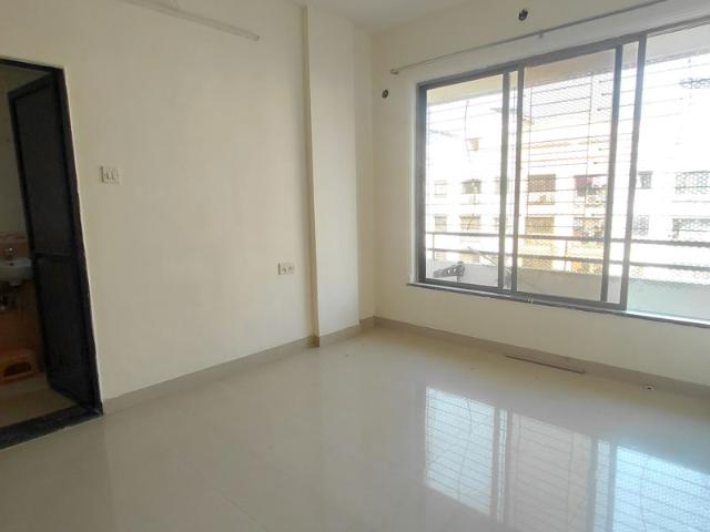 Rental | 1 BHK 450 Sq.Ft. Apartment in Sadguru Complex II