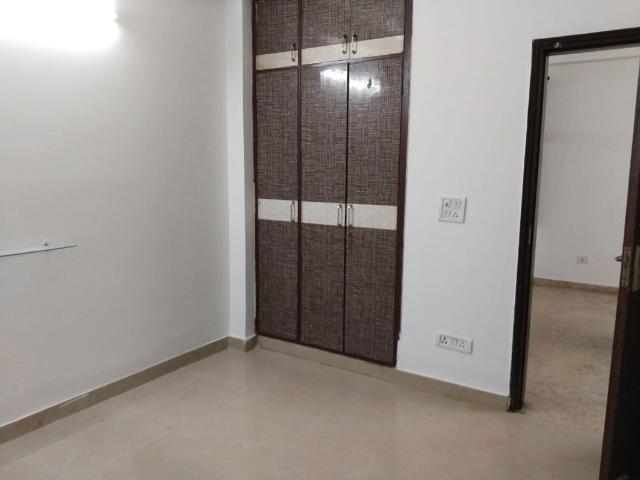 Rental | 1 BHK + 450 Sq.Ft. Apartment in Saket