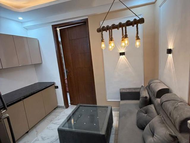 Rental | 1 BHK + 450 Sq.Ft. Apartment in Saket
