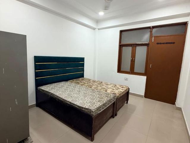 Rental | 1 BHK 450 Sq.Ft. Apartment in Saket