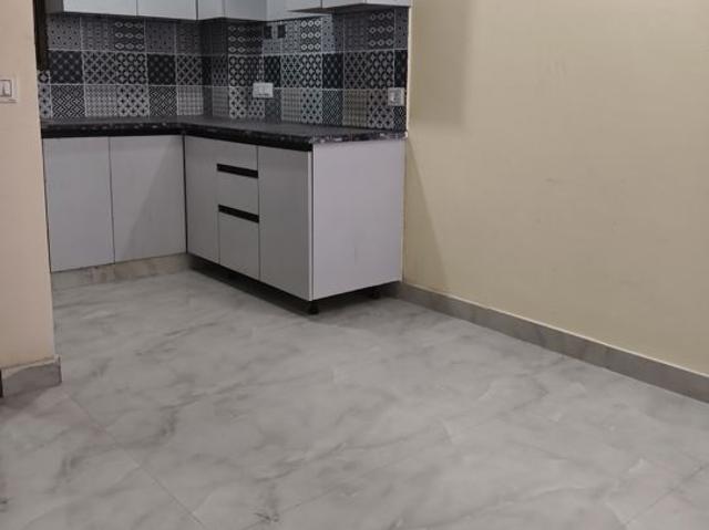 Rental | 1 BHK 450 Sq.Ft. Apartment in Saket