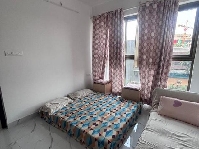 Rental | 1 BHK 470 Sq.Ft. Apartment in Raymond Ten X Vibes