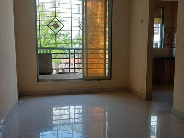 Rental | 1 BHK 500 Sq.Ft. Apartment in Vakratund CHS