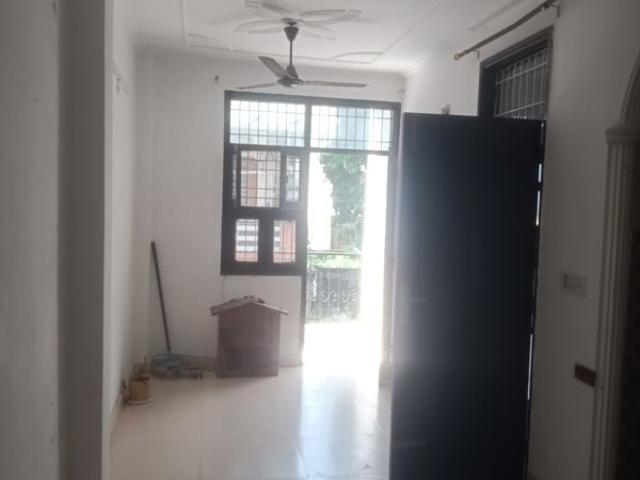 Rental | 1 BHK 500 Sq.Ft. Apartment in Vasant Kunj Enclave