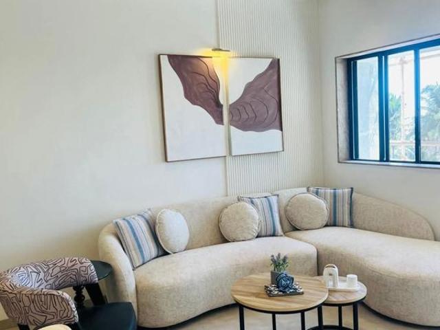 Rental | 1 BHK 500 Sq.Ft. Apartment in Versova Neptune Apartment