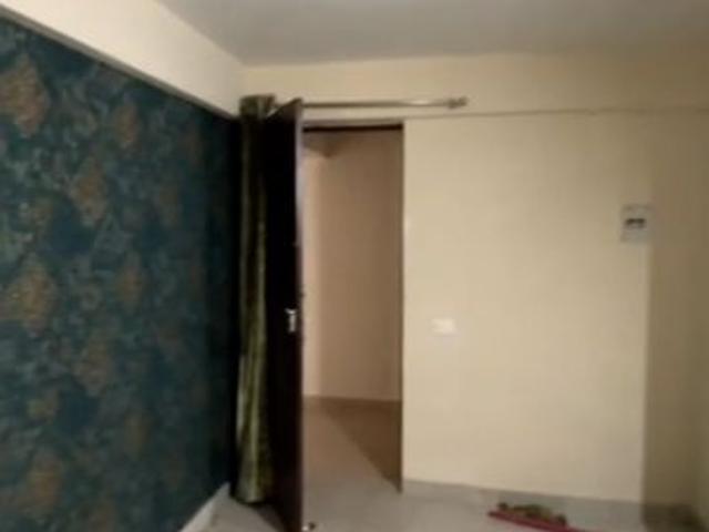 Rental | 1 BHK 500 Sq.Ft. Apartment in Wave City