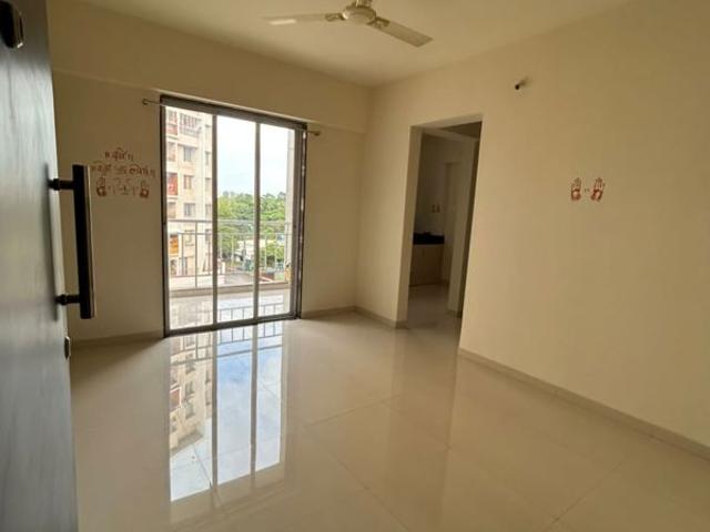 Rental | 1 BHK 500 Sq.Ft. Apartment in Avni 2 CHS