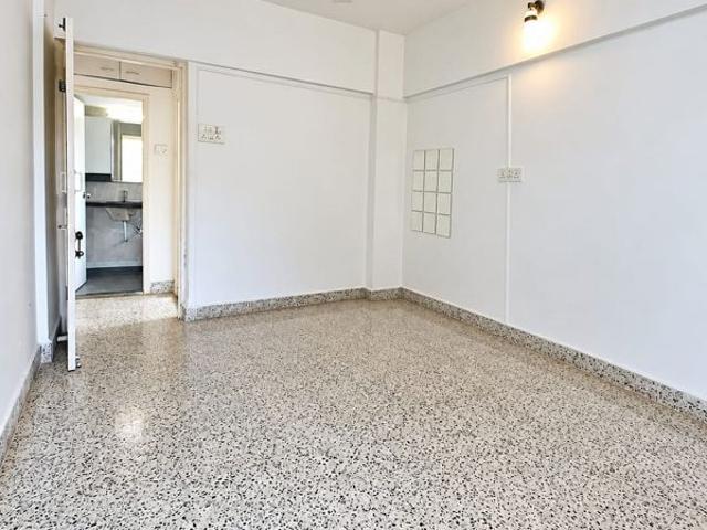 Rental | 1 BHK + 500 Sq.Ft. Apartment in Bandra West