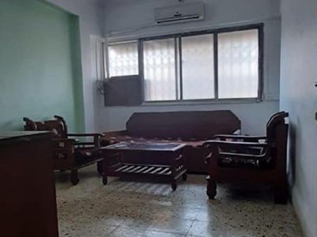 Rental | 1 BHK + 500 Sq.Ft. Apartment in Bandra West