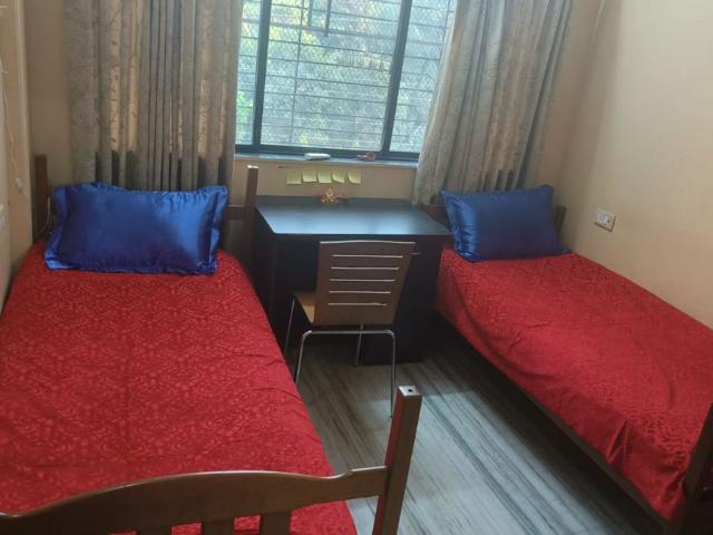 Rental | 1 BHK + 500 Sq.Ft. Apartment in Bhawani Tower Andheri