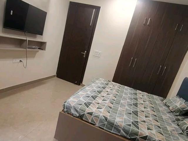 Rental | 1 BHK + 500 Sq.Ft. Apartment in Chattarpur