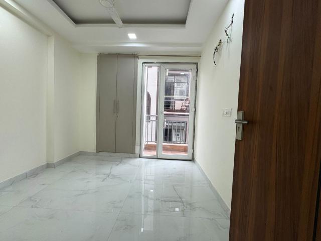 Rental | 1 BHK + 500 Sq.Ft. Apartment in Chattarpur