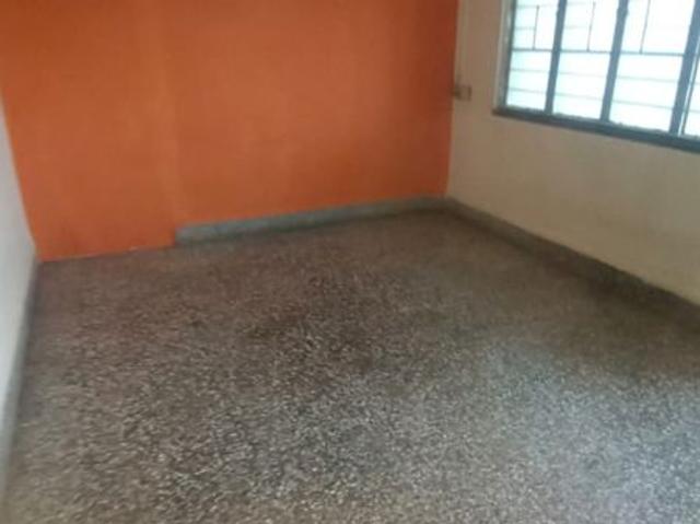 Rental | 1 BHK + 500 Sq.Ft. Apartment in Damodar CHS