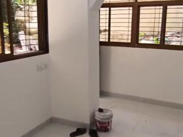 Rental | 1 BHK 500 Sq.Ft. Apartment in Laxmi Apartments Bandra West