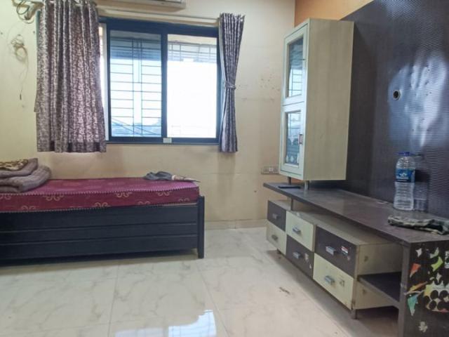 Rental | 1 BHK 500 Sq.Ft. Apartment in Mahindra Park