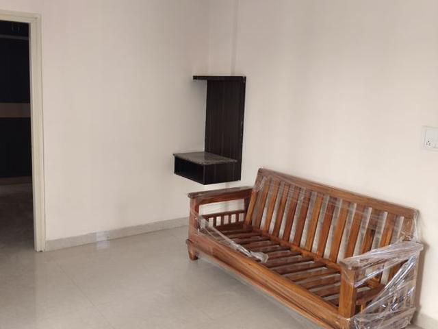 Rental | 1 BHK + 500 Sq.Ft. Apartment in Murali Residency