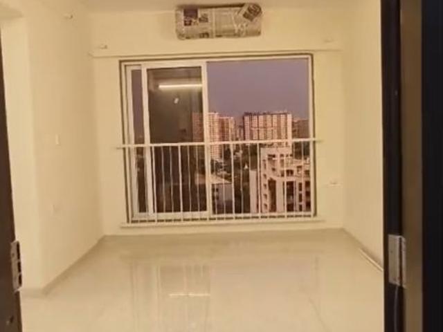 Rental | 1 BHK 500 Sq.Ft. Apartment in Poddar Spraha Diamond