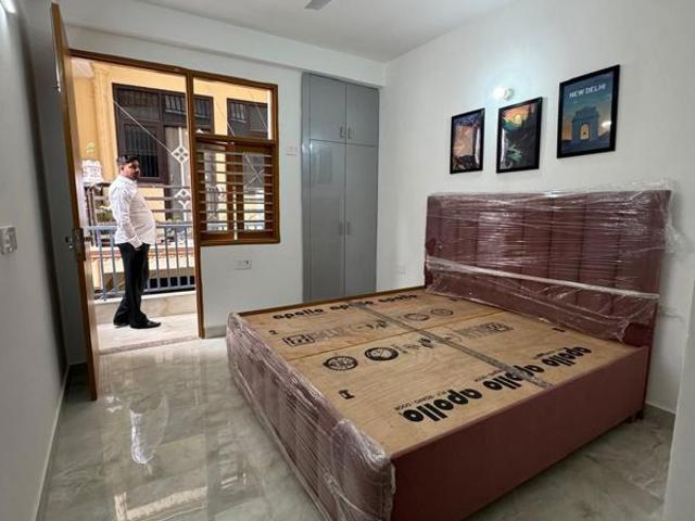 Rental | 1 BHK + 500 Sq.Ft. Apartment in Saket