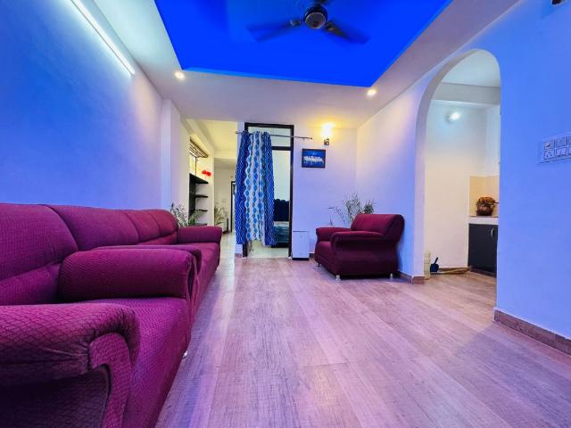 Rental | 1 BHK + 500 Sq.Ft. Apartment in South Delhi