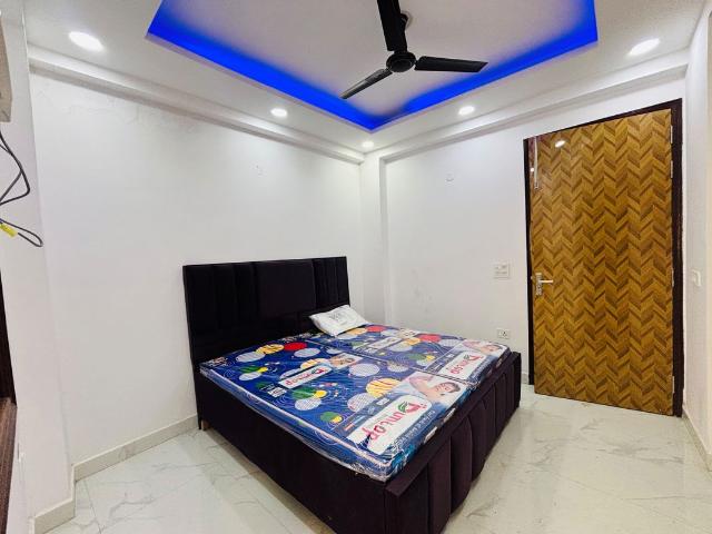 Rental | 1 BHK + 500 Sq.Ft. Independent House in Saket